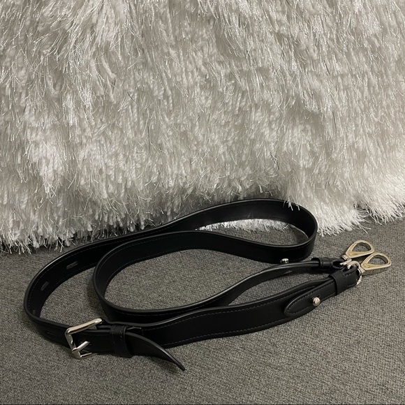 New Authentic Prada Logo Camera Bag Crossbody - Picture 11 of 14